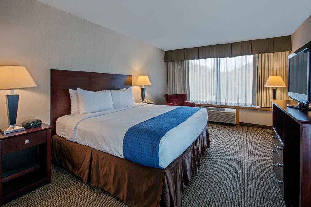 Fairfield Inn & Suites Springfield Enfield Exteriör bild