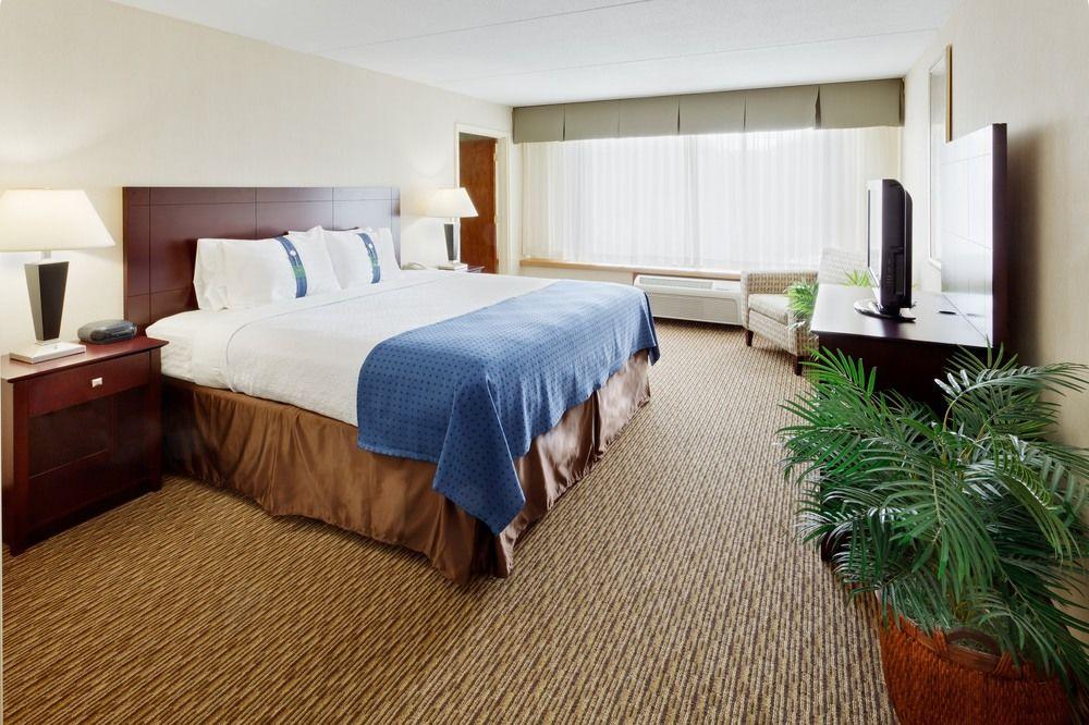 Fairfield Inn & Suites Springfield Enfield Exteriör bild