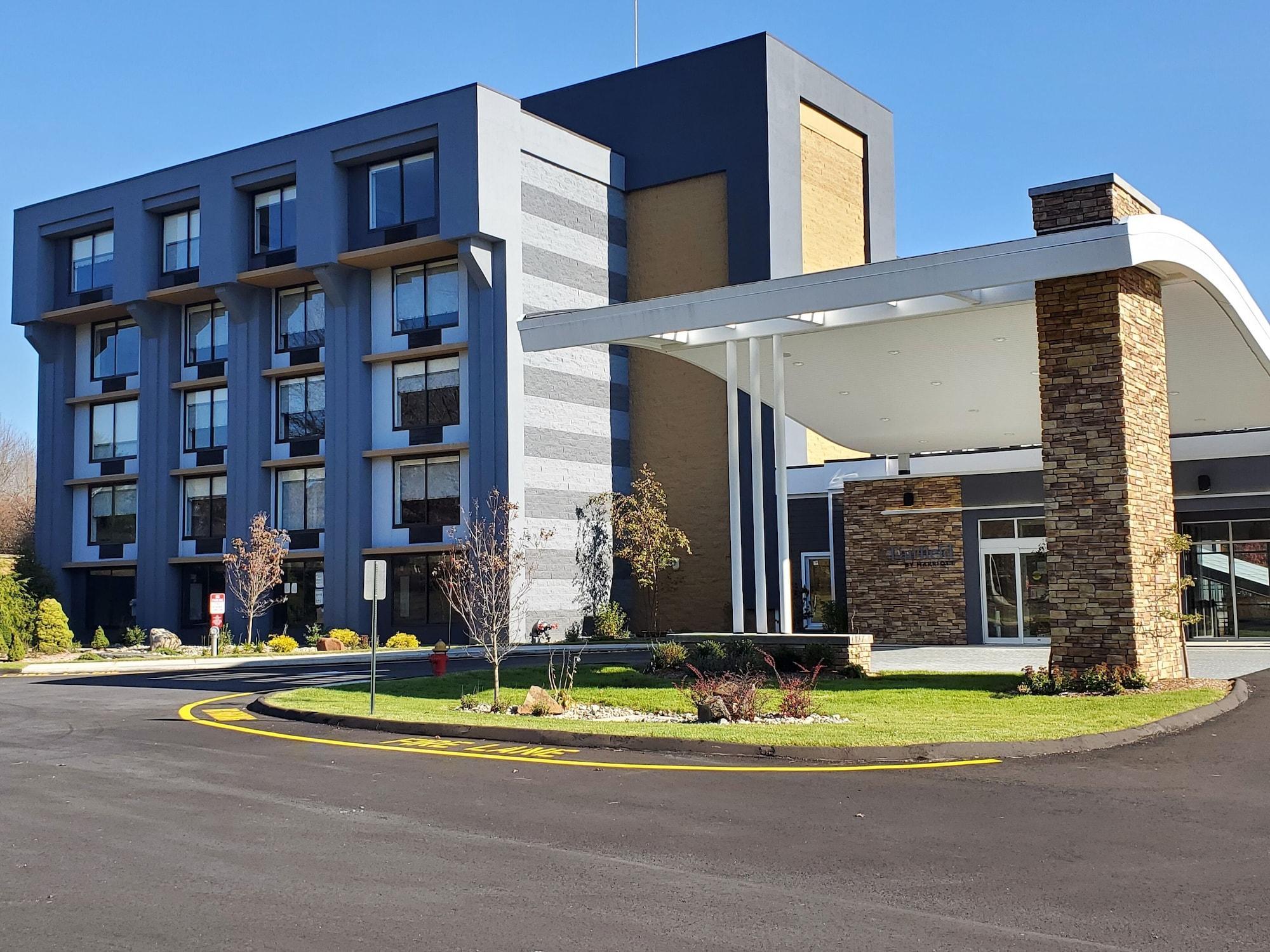 Fairfield Inn & Suites Springfield Enfield Exteriör bild