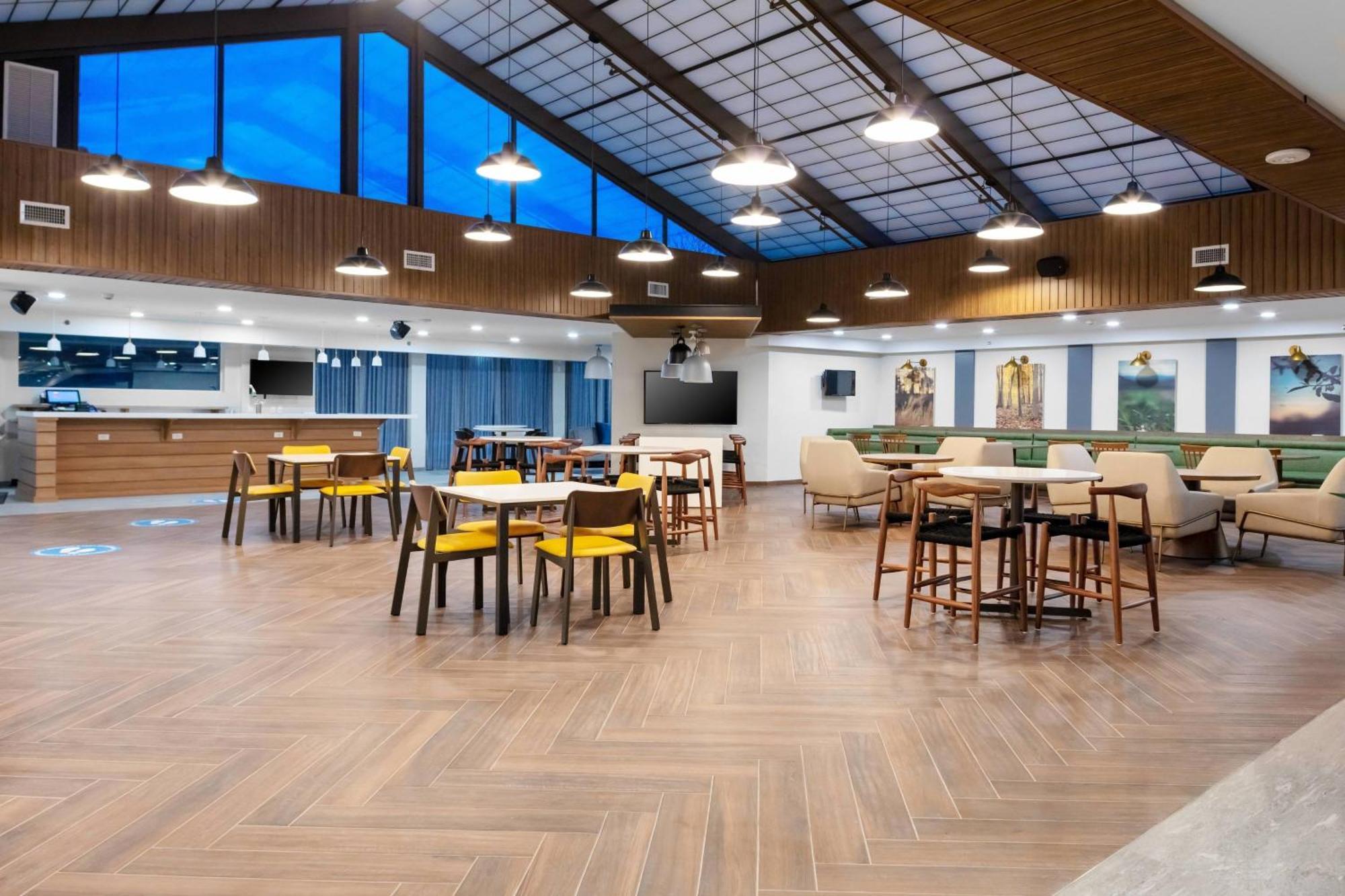 Fairfield Inn & Suites Springfield Enfield Exteriör bild